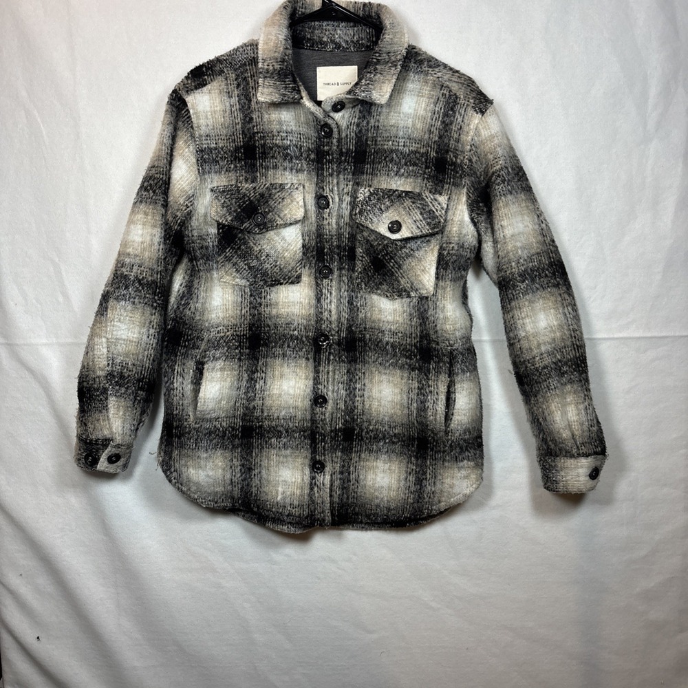 Thread Supply Plaid‎ Flannel Shacket Jacket Women's Size S Black Cream Button Up